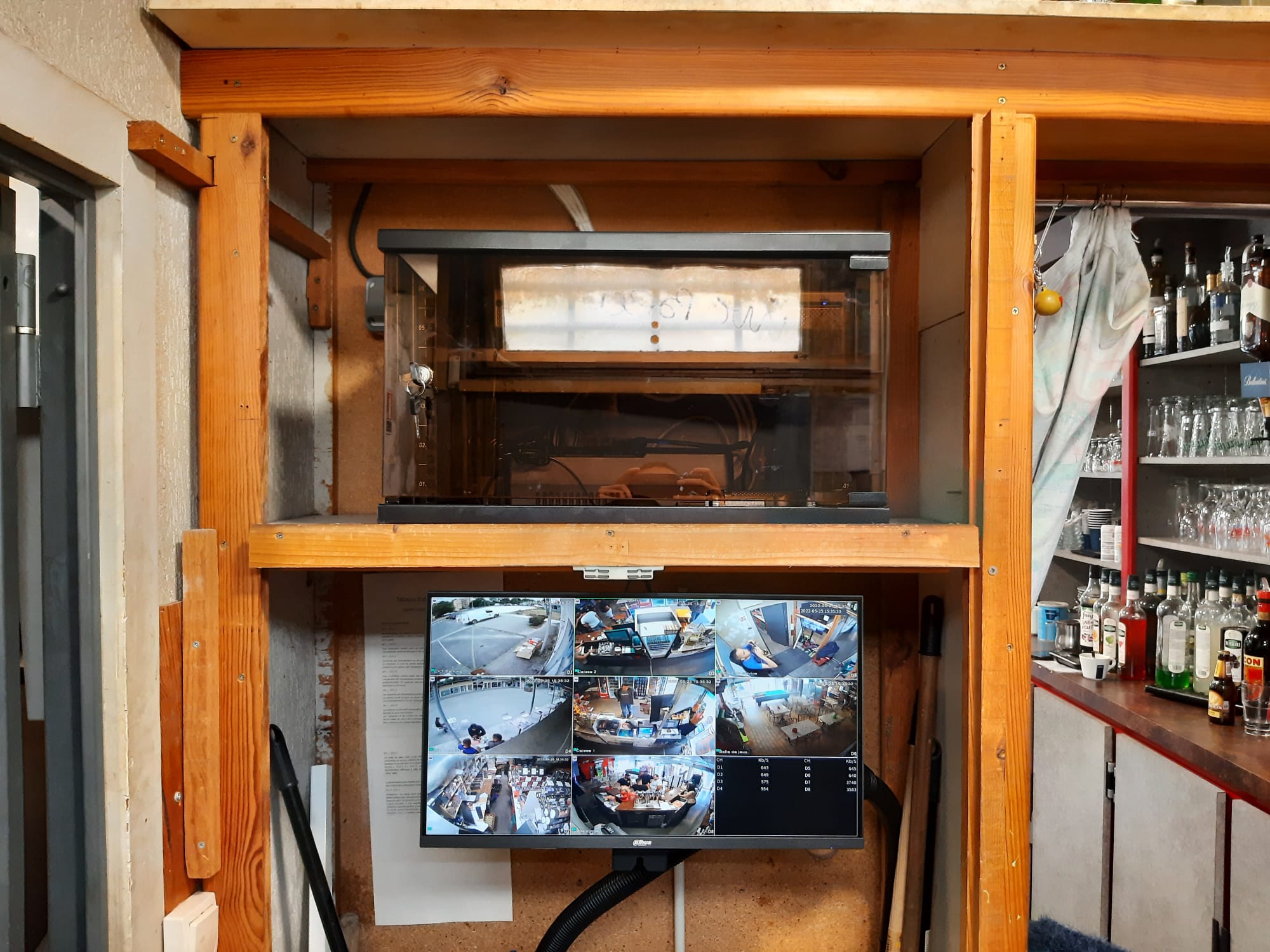 Bureau de Tabac - Image 9